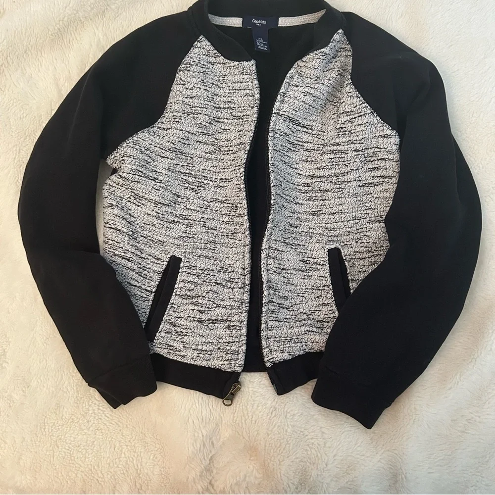 Size L GIRLS GAP Factory Zip-Up Jacket B4